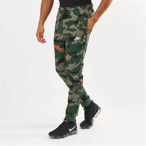 camo-jogger für herren nike sportswear club weiß|Amazon.com: Nike Men's Sportswear Camo Club Fleece Camo .